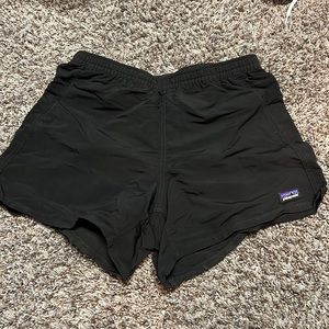 Patagonia shorts size small